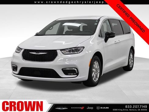 Certified 2026 Chrysler Pacifica Select FWD image 3
