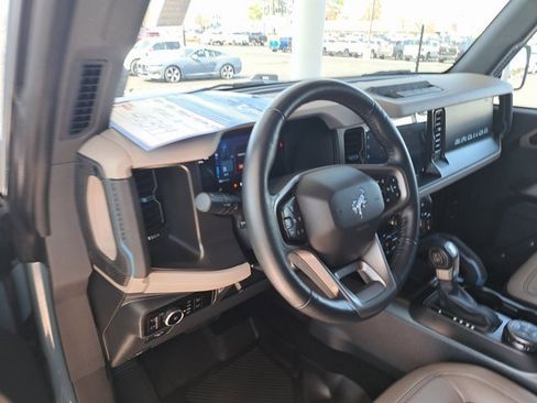 Certified 2023 Ford Bronco Wildtrak image 7