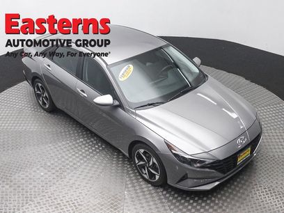Used 2023 Hyundai Elantra SEL w/ Convenience Package