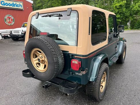 Used 1994 Jeep Wrangler S image 4
