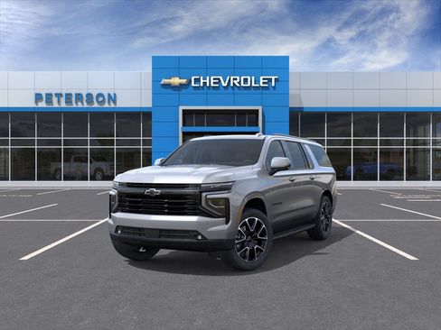 New 2026 Chevrolet Suburban RST AWD/4WD image 9