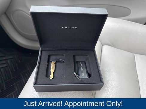Used 2019 Volvo XC60 T6 Inscription AWD/4WD image 11