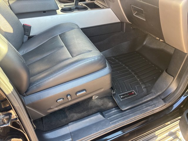 Used 2017 Ford Expedition EL XLT w/ Equipment Group 202A AWD/4WD image 31