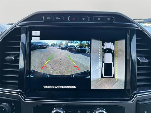 Used 2022 Ford F350 Platinum w/ FX4 Off-Road Package image 26