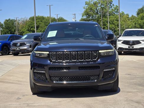 Used 2023 Jeep Grand Cherokee L Summit AWD/4WD image 4