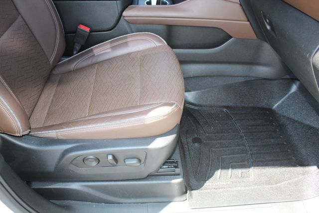 Certified 2023 Chevrolet Tahoe High Country AWD/4WD image 18