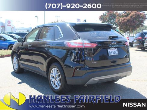 Used 2024 Ford Edge SEL AWD/4WD image 9