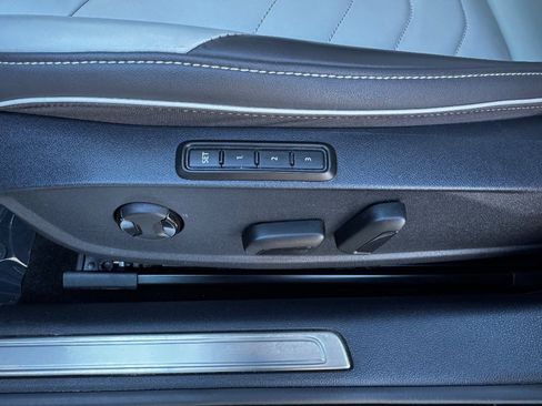 Used 2023 Volkswagen Arteon SEL Premium image 30