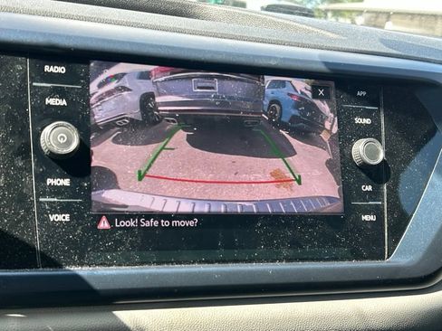 Used 2022 Volkswagen Taos SE AWD/4WD image 34