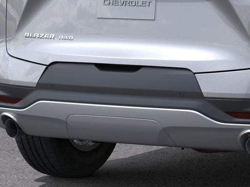 New 2026 Chevrolet Blazer LT w/ Convenience Package AWD/4WD image 16