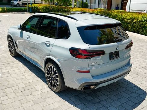 Used 2024 BMW X5 sDrive40i w/ M Sport Package RWD image 21