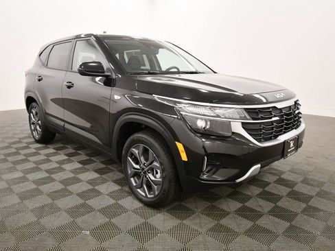 Certified 2026 Kia Seltos LX AWD/4WD image 10
