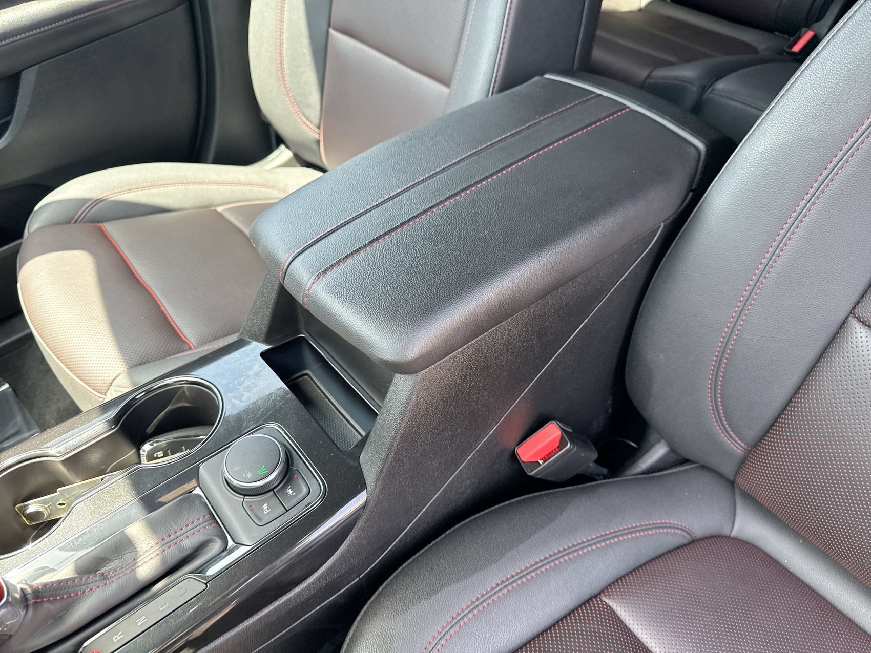 Used 2025 Chevrolet Blazer RS FWD image 21