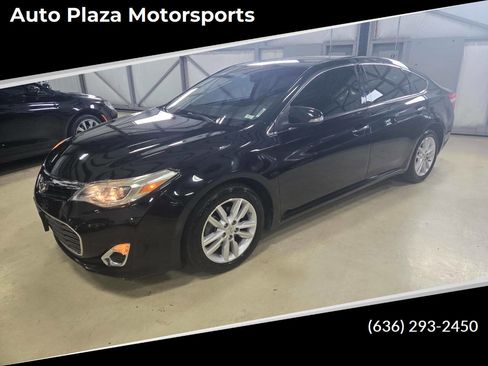 Used 2015 Toyota Avalon XLE FWD image 1