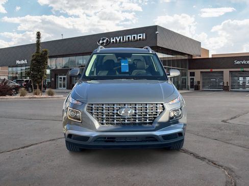 Certified 2026 Hyundai Venue SEL image 8