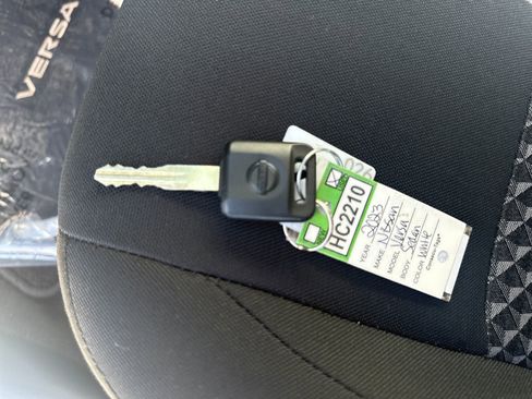 Used 2023 Nissan Versa S FWD image 29