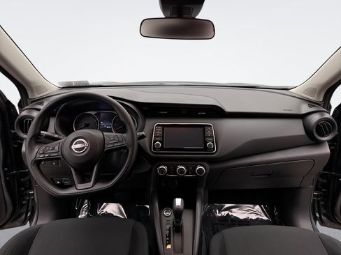 Used 2025 Nissan Kicks Play S FWD image 19