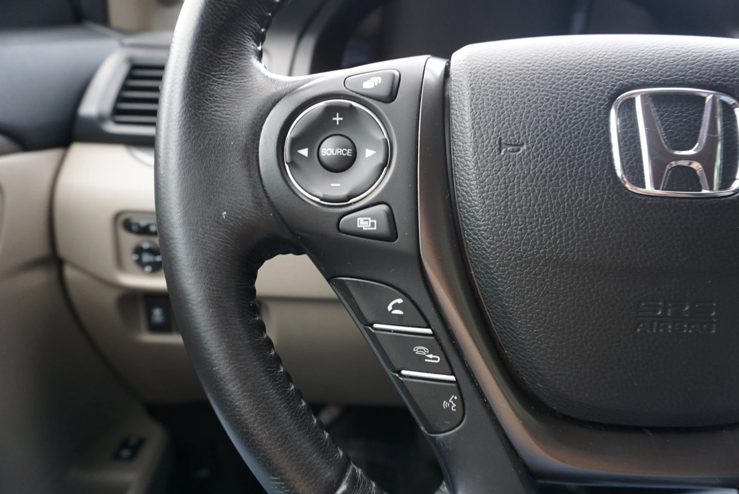 Used 2018 Honda Pilot EX-L image 34