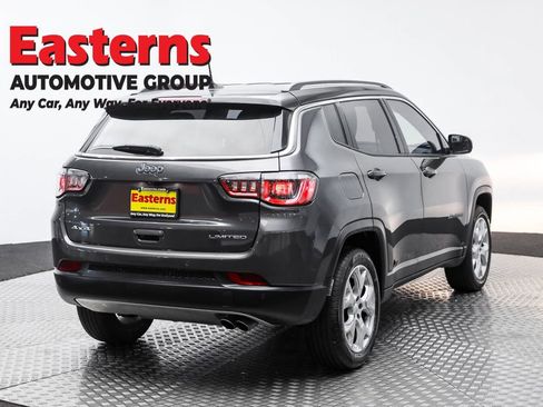 Used 2021 Jeep Compass Limited AWD/4WD image 5