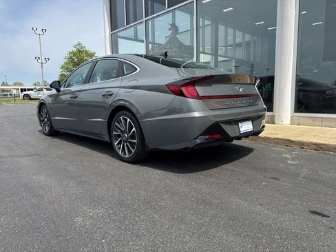 Used 2022 Hyundai Sonata Limited image 3