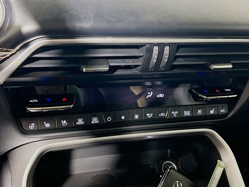 Used 2024 MAZDA CX-90 Plug-In Hybrid w/ Premium Plus AWD/4WD image 14