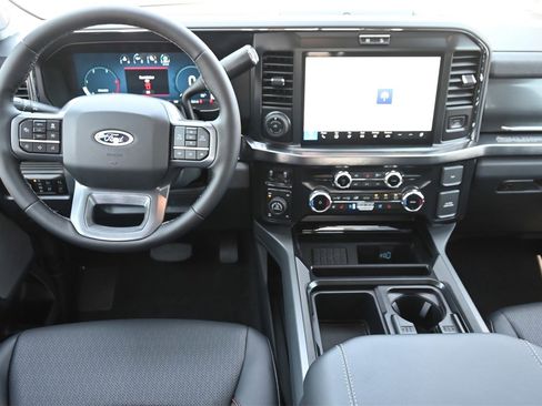 New 2026 Ford F250 Lariat image 32