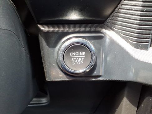 Used 2024 Ford F150 Lariat w/ Equipment Group 502A High AWD/4WD image 33