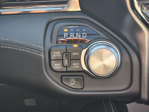 Used 2025 RAM 1500 Limited image 24