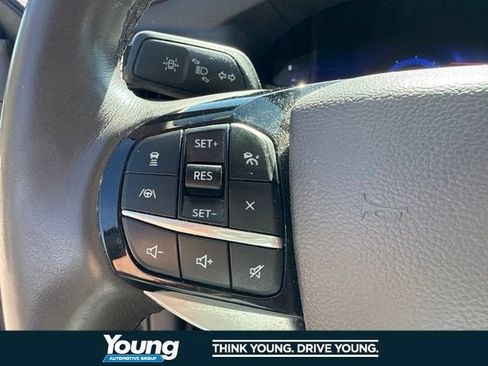 Used 2023 Ford Explorer Platinum w/ Technology Package AWD/4WD image 26