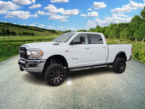 Used 2019 RAM 2500 Big Horn AWD/4WD image 2
