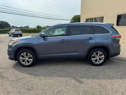 Used 2015 Toyota Highlander XLE AWD/4WD image 5
