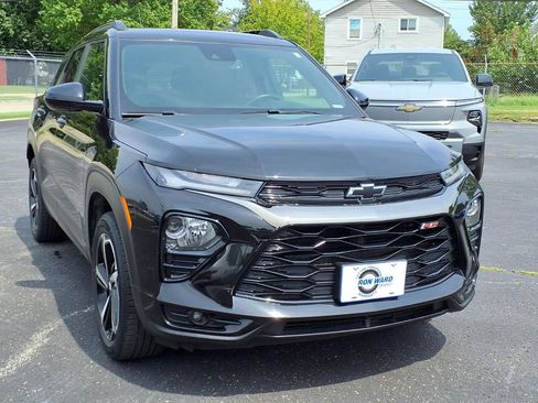 Used 2021 Chevrolet TrailBlazer RS w/ Technology Package AWD/4WD image 5