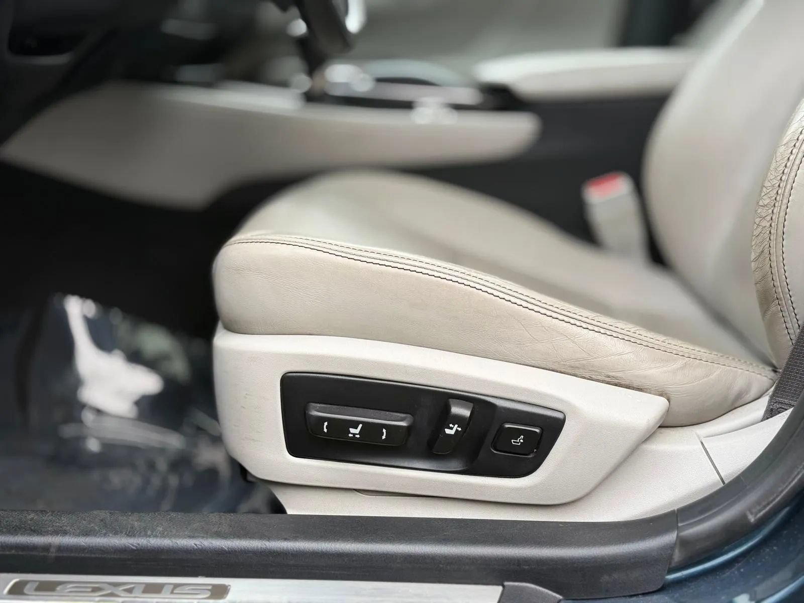 Used 2015 Lexus GS 350 AWD w/ Premium Package image 37