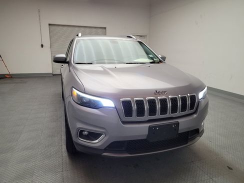 Used 2019 Jeep Cherokee Limited image 14