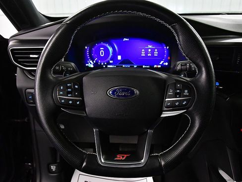Used 2020 Ford Explorer ST w/ Premium Technology Package image 19