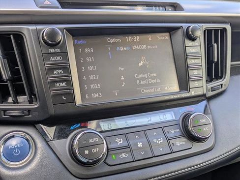 Used 2018 Toyota RAV4 XLE AWD/4WD image 15