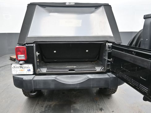 Used 2014 Jeep Wrangler Sport image 10