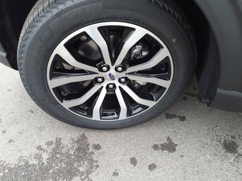 New 2025 Ford Explorer ST-Line w/ Premium Package image 9