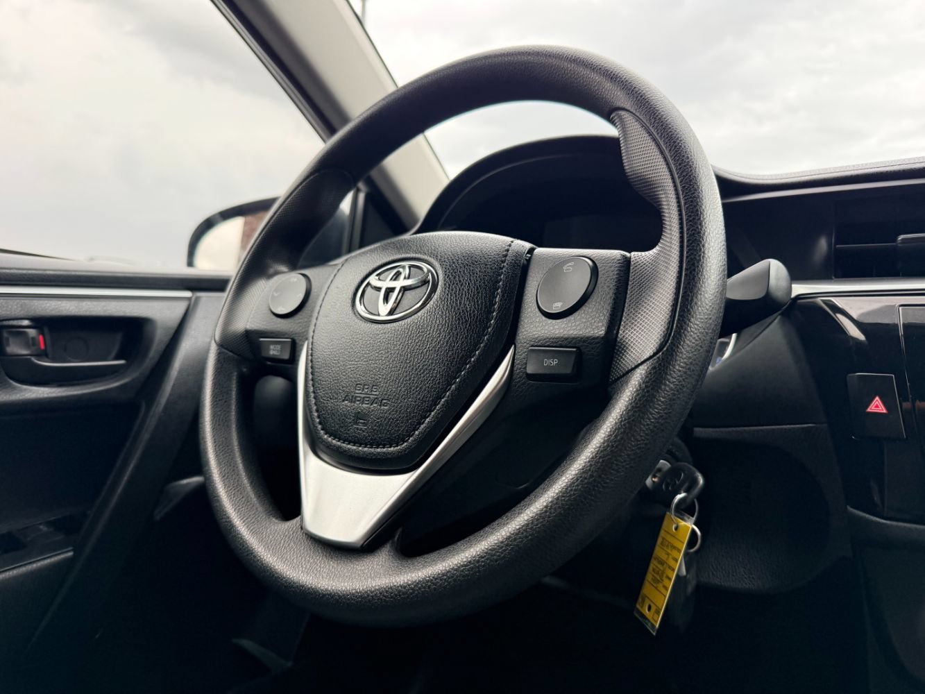 Used 2014 Toyota Corolla L FWD image 9