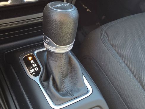 Used 2023 Jeep Gladiator Sport AWD/4WD image 22