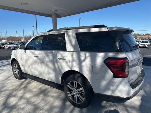 Certified 2024 Ford Expedition Limited image 4