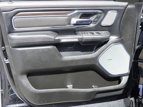 Used 2025 RAM 1500 Laramie w/ Night Edition AWD/4WD image 11