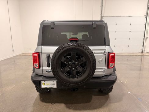 Used 2024 Ford Bronco Black Diamond image 6