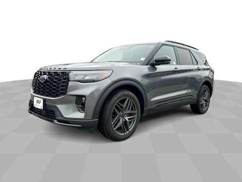 Used 2025 Ford Explorer ST-Line w/ ST-Line Street Pack image 1