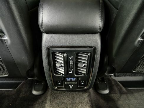 Used 2019 Jeep Grand Cherokee High Altitude image 20