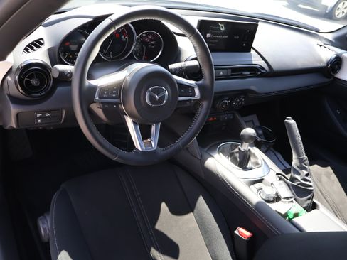 Certified 2025 MAZDA MX-5 Miata Club RWD image 13