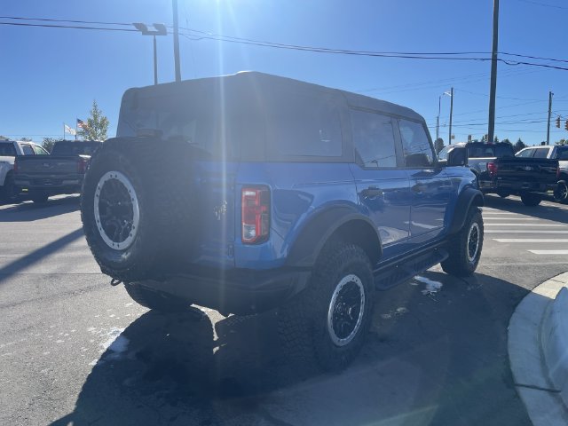 Certified 2024 Ford Bronco Black Diamond w/ Sasquatch Package AWD/4WD image 3