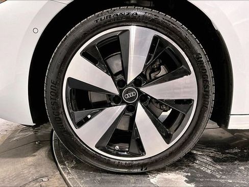 Used 2025 Audi A5 2.0T Premium w/ Convenience Package image 8