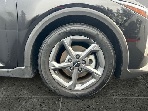 Used 2025 Kia K4 FWD image 9