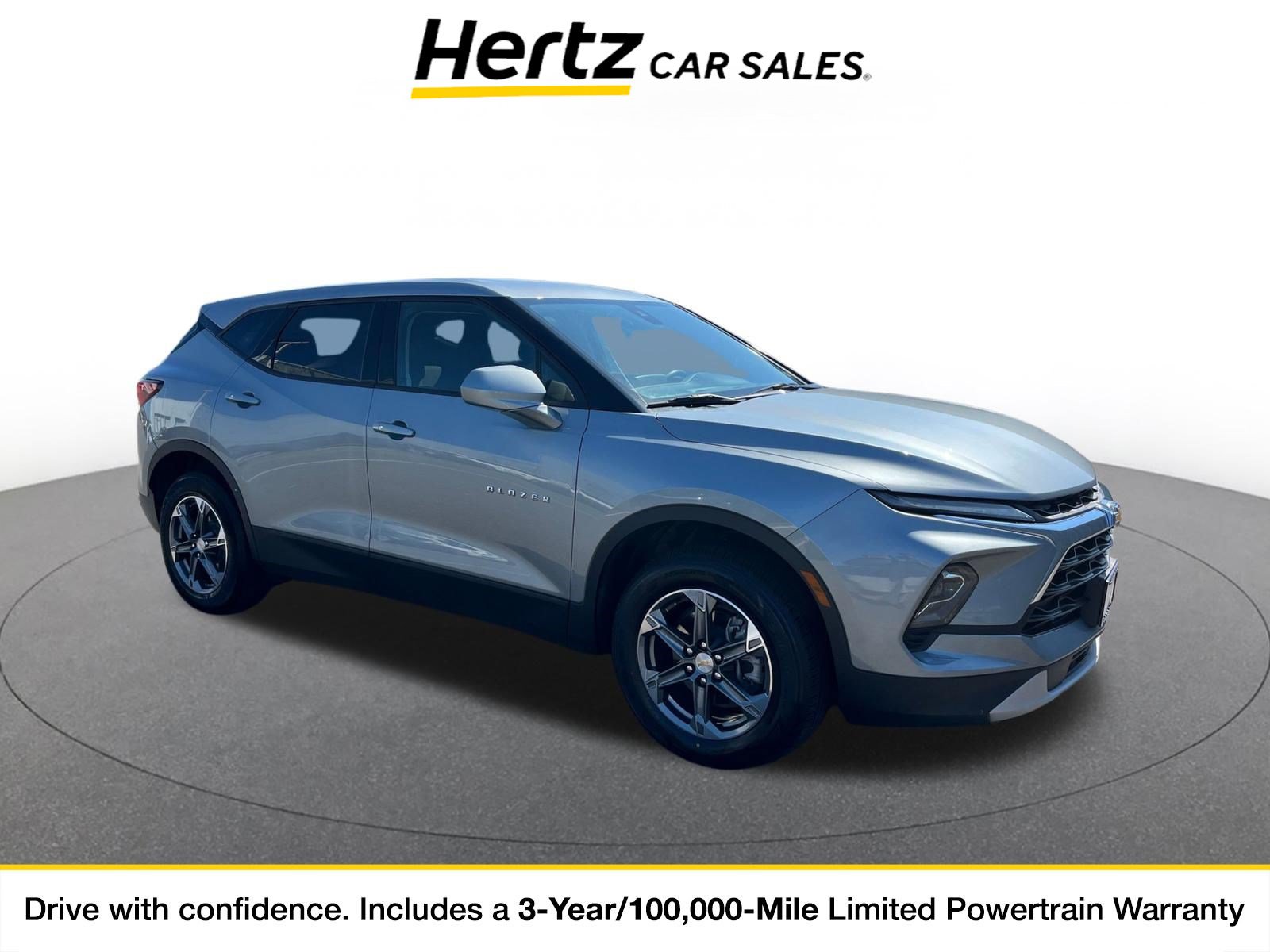 Used 2025 Chevrolet Blazer LT FWD image 1
